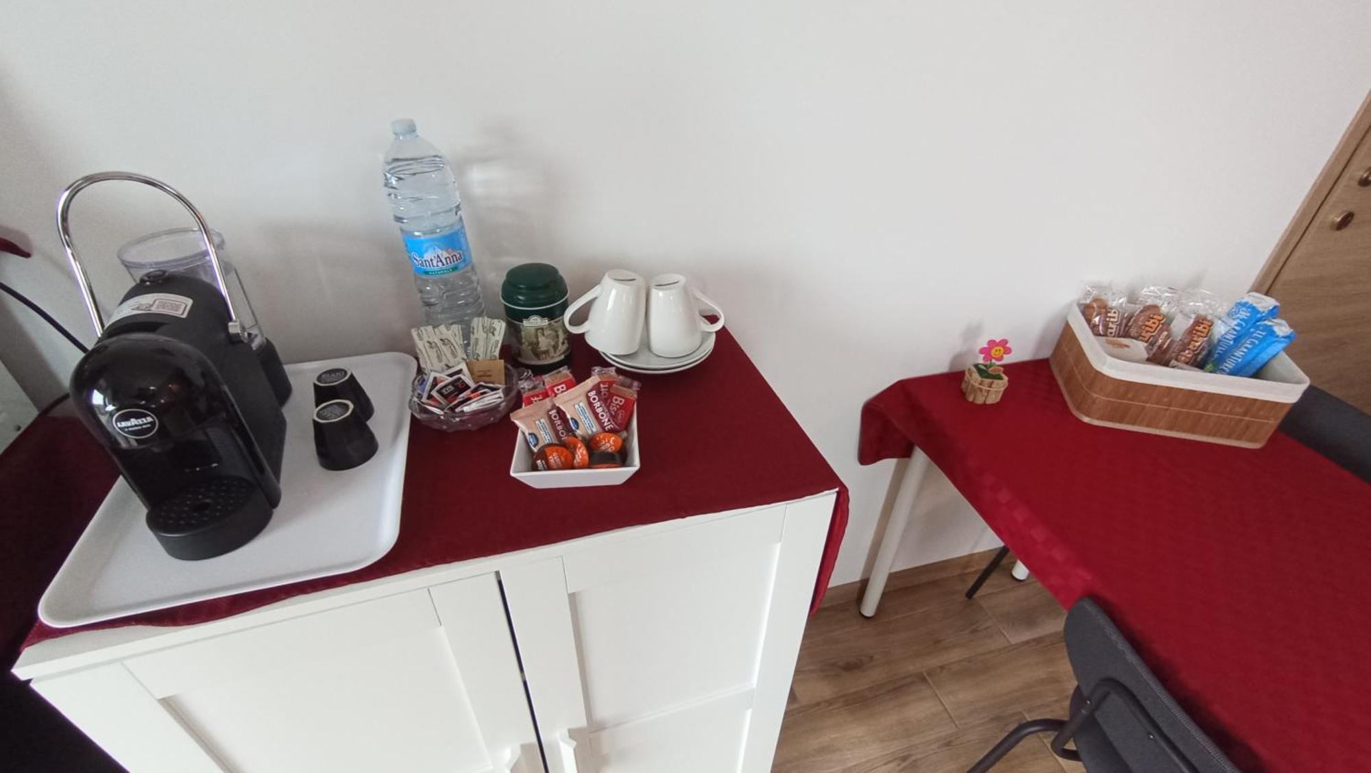 La Dimora Dei Due Laghi Bed & Breakfast คาโลซิโอคอร์เต ภายนอก รูปภาพ