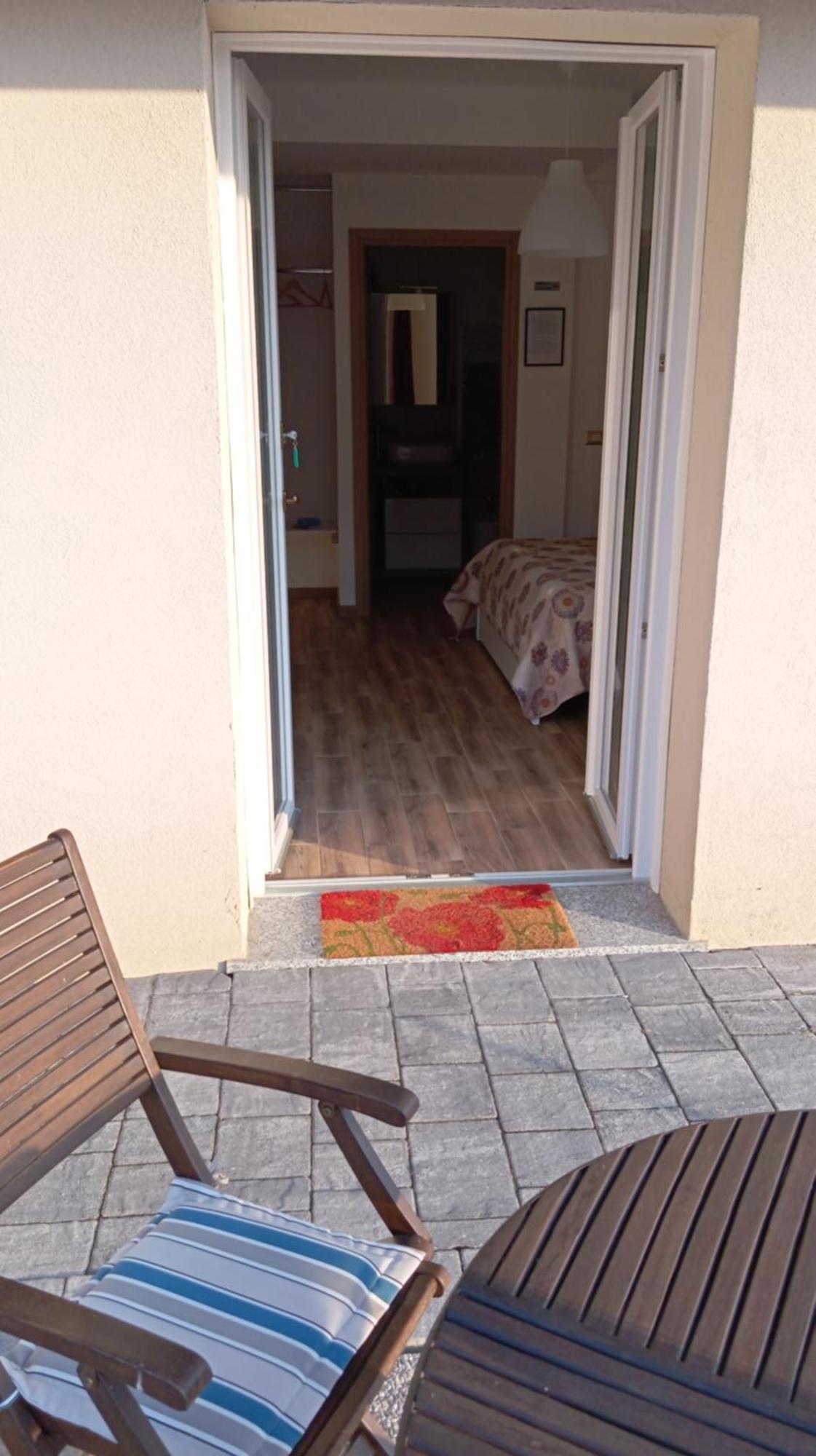 La Dimora Dei Due Laghi Bed & Breakfast คาโลซิโอคอร์เต ภายนอก รูปภาพ