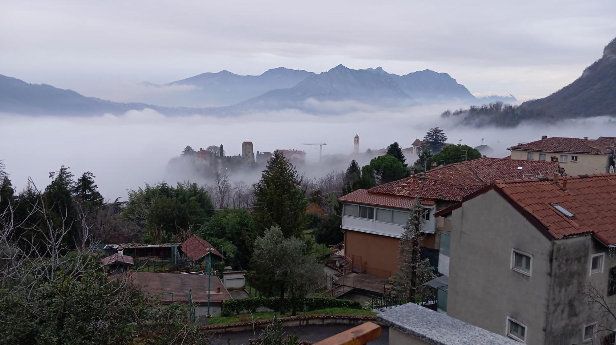 La Dimora Dei Due Laghi Bed & Breakfast คาโลซิโอคอร์เต ภายนอก รูปภาพ